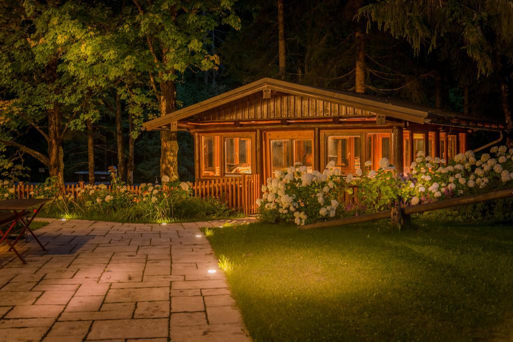 Bio-Holzhaus Und Landhaus Heimat Ramsau am Dachstein Exterior photo