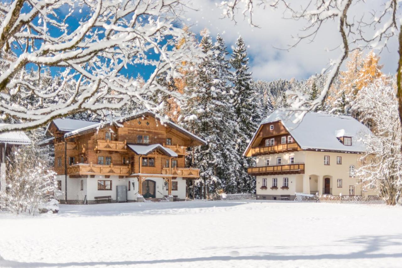 Bio-Holzhaus Und Landhaus Heimat Ramsau am Dachstein Exterior photo